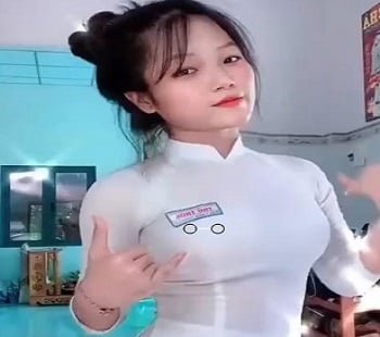 เพลิดเพลินไปกับความสุขของผู้หญิงสองคนเซ็กซี่